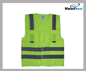 REFLECTIVE FABRIC VEST WITH 4 POCKETS